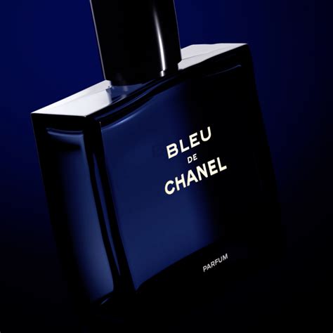 bleu de chanel fragrance tones|where to buy Chanel bleu.